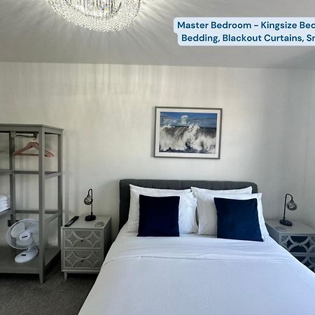 Coastal Retreat Town Centre Entire Property, Very Close To Sea & Restaurants, 2 King Size Beds Porthcawl Exterior photo