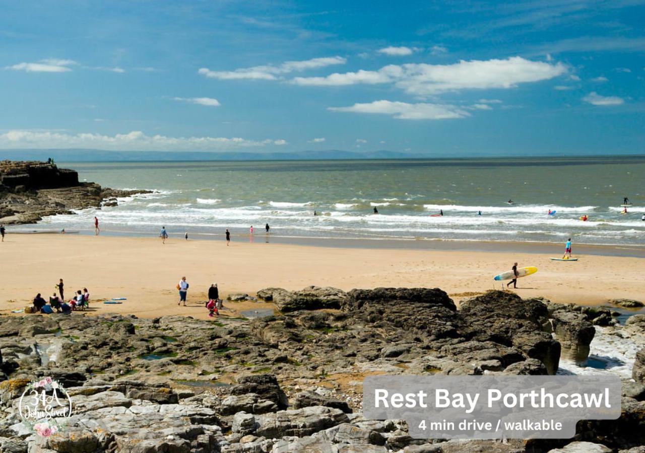 Coastal Retreat Town Centre Entire Property, Very Close To Sea & Restaurants, 2 King Size Beds Porthcawl Exterior photo